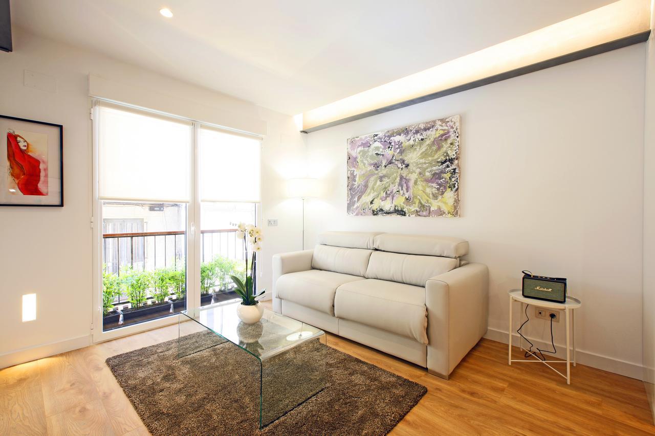 Gran Via Suites Madrid Eksteriør billede