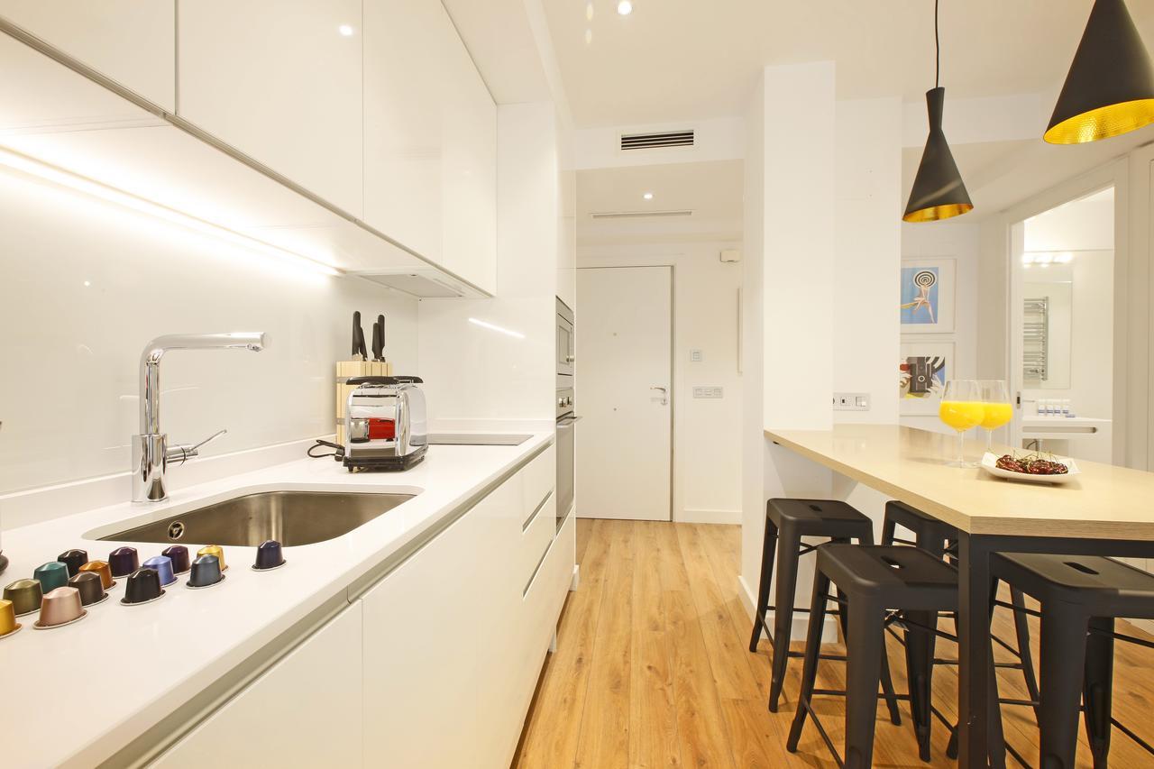 Gran Via Suites Madrid Eksteriør billede