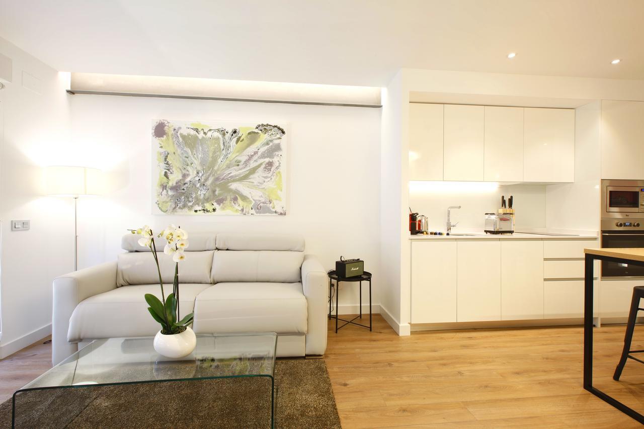 Gran Via Suites Madrid Eksteriør billede