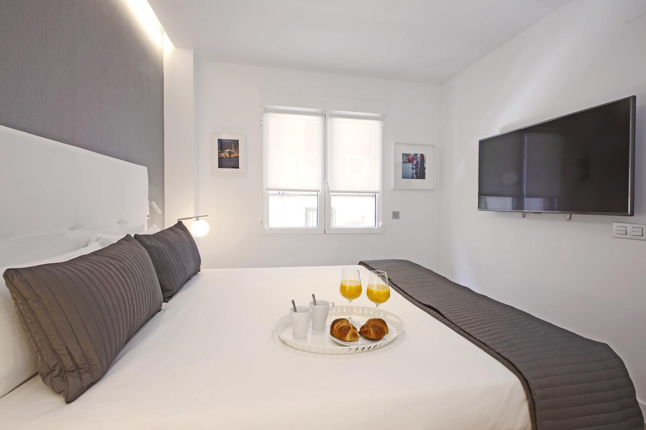 Gran Via Suites Madrid Eksteriør billede